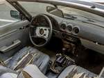 Interieur eines unrestaurierter Mercedes-Benz R107.