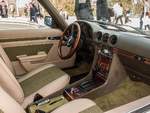 Interieur eines anspruchsvoll restaurierter Mercedes-Benz R107.