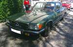 Mercedes Benz C107 450 SLC, gebaut von 1973 bis 1980. Die C107 Baureihe wurde mit dem Modell 350SLC im Oktober 1971 vorgestellt. Im M�rz 1973 erg�nzte das Modell 450 SLC die Produktpalette nach oben. Der V8-Motor hat einen Hubraum 4520 cm� und leistet zwischen 217 PS und 225 PS. Bei seinem Erscheinen war ein solcher C107 im Farbton distelgr�nmetallic ab DM 41.000,00 zu haben. Oldtimer Fr�hling des AMC Kettwig am 01.05.2026 in Essen Kettwig.