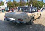 Heckansicht eines Mercedes Benz W108-III 250SE aus dem Jahr 1967.