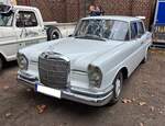 Mercedes Benz W111/2 220Sb, produziert von 1959 bis 1965.