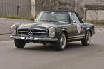 Mercedes Benz 280 SL, machte bei der Luxemburg Classic Rallye mit.