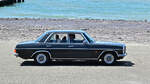 Mercedes-Benz, bekannt als „Strich-Acht“, auf dem Damm in  Westkapelle, Walcheren, Zeeland, NL, im Urlaub gesehen. 24. Wasschappelse Oldtimerrit am Samstag, den 20. Juni 2026