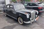 Mercedes Benz W180/1 220a aus dem Jahr 1955.