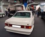 Heckansicht eines Mercedes Benz C126 500SEC  Gullwing  aus dem Hause SGS.