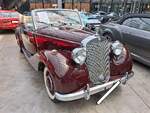 Mercedes Benz W136 IV Cabriolet A im Farbton marone 254 aus dem Jahr 1949.