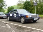 Mercedes-Benz 190 E 2.3 (Baujahr 1992) bei der Internationalen Saar-Lor-Lux Classique. Start zum zweiten Tag am 28.05.2016 in Trier.