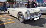 MG Midget MK1 aus dem Jahr 1962 im Farbton old english white (Farbcode WT.3). Es ist Juni 1961 als der MG Midget MK1 der �ffentlichkeit vorgestellt wird. Genau einen Monat sp�ter als der baugleiche Austin Healey Sprite MK II. Trotz seiner puristische ...