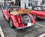 Heckansicht eines MG TF im Farbton MG-red aus dem ersten Modelljahr dieses Typs = 1953. 13. Saarner Oldtimer-Cup am 30.08.2026 in M�lheim an der Ruhr/Saarn.