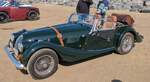 Morgan 4/4 Zweisitzer aus dem Jahr 1973. Der 4/4 (4 Zylinder, 4 R�der) wurde von der Traditionsmarke Morgan aus Malvern Link/Worcestershire von 1936 bis ins Jahr 2018 fast unver�ndert in Handarbeit hergestellt. Das Modell war als Zwei- oder Viersitze ...