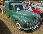Morris Minor 1000 Kastenwagen im Farbton connaught green, der im Dezember 1963 erstmalig zum britischen Stra�enverkehr zugelassen wurde.