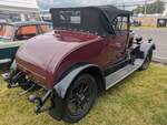 Heckansicht eines Morris Cowley Tourer  Flat Nose  aus dem Jahr 1929.