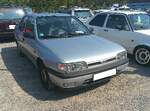Nissan Sunny 1.4 LX Stufenhecklimousine.