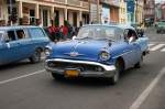 Oldsmobile Oldtimer in den Strassen von Santiago de Cuba. Die Aufnahme stammt vom 11.07.2013.