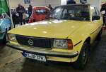 =Opel Ascona B steht in der Ausstellungshalle der Technorama 2023 in Kassel