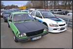 Wer wird wohl schneller sein, Opel Ascona B oder Mitsubishi Lancer?  Aufstellung im Fahrerlager (öffentlich Zugänglich) beim 45.