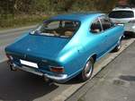Heckansicht eines monzablauen Opel Kadett B LS Coupe. 1967 - 1971. Oldtimertreffen  Schwarzwaldhaus  Mettmann am 08.04.2018.