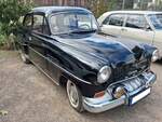 Opel Olympia Rekord des Modelljahres 1953. Der 1953 vorgestellte 'neue' Olympia Rekord bestach durch seine moderne Pontonkarosserie und seine extrem gute Verarbeitung. Der Vierzylinderreihenmotor mit einem Hubraum von 1488 cm� leistet 40 PS. Von dies ...