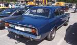 Heckansicht einer zweit�rigen Opel Rekord C Limousine aus dem Jahr 1969 im Farbton royalblau. Oldtimertreffen am 'Cafe del Sol' in Gelsenkirchen am 09.08.2026.