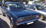 Opel Rekord C Limousine zweit�rig, produziert in den Jahren von 1966 bis 1971. Der Rekord C konnte als 1.5l, 1.7l und 1.9l mit einem Vierzylinderreihenmotor bestellt werden. Au�erdem konnte der Kunde auch einen 2.2l Sechszylinderreihenmotor ordern. D ...