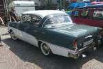 Heckansicht eines Opel Rekord P1 in der Karosserieversion zweit�rige Limousine. 18. Oldtimerfestival an der 'Alten Dreherei' in M�lheim an der Ruhr am 21.06.2026. 