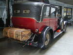 Heckansicht eines Packard Series 443 Landaulet aus dem Jahr 1928.