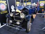 Packard Single Six Open Tourer aus dem Jahr 1921. Angetrieben wird der Wagen von einem Sechszylinderreihenmotor, der aus 4398 cm³ Hubraum ca. 54 PS leistet. Techno Classica Essen am März 2017.