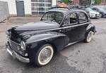 Peugeot 203 Berline (Limousine) aus dem Jahr 1954.
