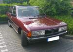 Peugeot 604 GTI im Farbton rouge classic.