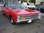 Plymouth Fury III Coupe des Jahrgangs 1968 im Farbton brightred.