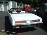 Heckansicht eines Pontiac Grandville Convertible des Modelljahres 1974.