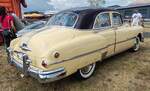 =Pontiac Eight steht bei einer Oldtimerveranstaltung in Unterbreizbach, 07-2026 