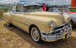 =Pontiac Eight steht bei einer Oldtimerveranstaltung in Unterbreizbach, 07-2026 