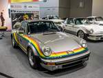 bb Porsche 911 Turbo Targa Rainbow 1976, aktuelles geschätztes Wert is ca 800 000EUR.