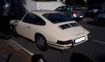 Heckansicht eines Porsche 912. Abgestellt auf dem Parkplatz eines Restaurants in M�lheim an der Ruhr/Saarn am 12.08.2026.