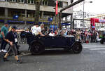 Renault NN , in der Innenstadt von Le Mans bei der Fahrerparade, Le Mans 13.06.2025