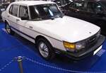 Saab 900 Turbo.
