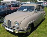 Saab 96 aus dem Jahr 1964 im Farbton savannah brun.