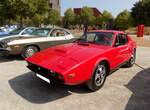 Saab Sonett III, wie er von 1970 bis 1974 verkauft wurde. Auf dem Stockholmer Autosalon des Jahres 1955 stellte die Marke aus Trollh�ttan mit dem Sonett I das erste Sport-Coupe mit der simplen Technik des Saab 93 vor. Von 1965 bis 1970 hatte Saab dan ...