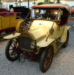 Le Zebre Typ A, Baujahr 1913, französischer Oldtimer, 1-Zyl.Motor mit 644ccm und 7PS, Vmax.60Km/h, Automobilmuseum Mülhausen, Nov.2013
