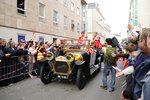 Anedee Bollee, bei der 22.Fahrer Parade am 17.6.2016 in Le Mans, auf der Rückbank:  Rebellion Racing Team, (Rebellion R-One)  Alexandre Imperatori, Dominik Kraihamer, Mathéo Tuscher