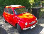 Steyr Puch 650 TR 1 mit Rolldach, gebaut von 1964 bis 1969.