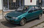 Diesen dunkelgrüner Suzuki Swift Mk1 (pre-Facelift) habe ich in Juli, 2024 fotografiert.