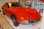 Dieser TOYOTA 2000GT wurde in den Verkaufs- und Ausstellungsr�umen von Toyota auf den Champs-Elys�es am 17.07.2009 gezeigt