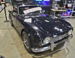 Triumph TR4 (overdrive), 2138 ccm, 4 Zyl, 100 PS, BJ 1962,  Gang Schaltgetriebe, wurde beim Autojumble in Luxemburg zum Verkauf angeboten. 03.2026