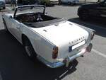 Heckansicht eines Triumph TR4 IRS. Oldtimertreffen am 'Cafe del Sol' in Gelsenkirchen am 09.08.2026.