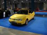Sonderserie Golf Cabriolet  Colour Concept ,dabei waren die Inneneinrichtung mit der Auenlackierung aufeinander abgestimmt. BJ 1998, 1984 ccm, 85kw/115Ps, 193km/h, ausgestellt bei 60 Jahre VW in Luxemburg am 04.10.08.