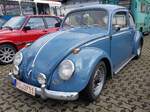 =VW Käfer steht auf der Ausstellungsfläche der Technorama 2023 in Kassel