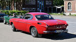 Heckansicht des Volvo P1800, am 1.5.2026 auf dem Show / Ausstellungsgel�nde des Fr�hlingserwachen der Oldtimerfreunde Grenzland, Loherhof Geilenkirchen