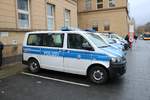 Bundespolizei VW T5 am 01.02.20 in Mainz Hbf 